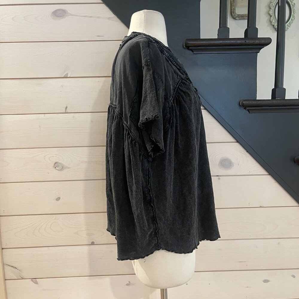 059 Free People Women's Black Sofia Henley NWOT Oversized Size Small - Picture 5 of 8